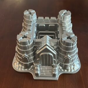 Nordic Ware Sandcastle Bundt Cake mold